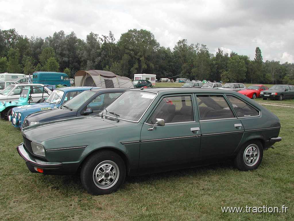 2014_Madine (52).JPG - 29ème Retro Meus'Auto au Lac de Madine, Renault R30